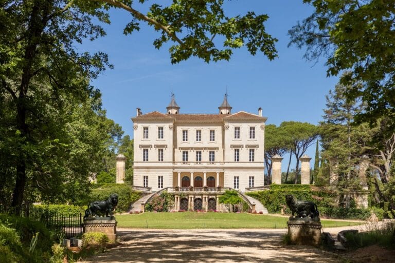 Château d’Astros: A Historic Commandery and Estate in Vidauban, France