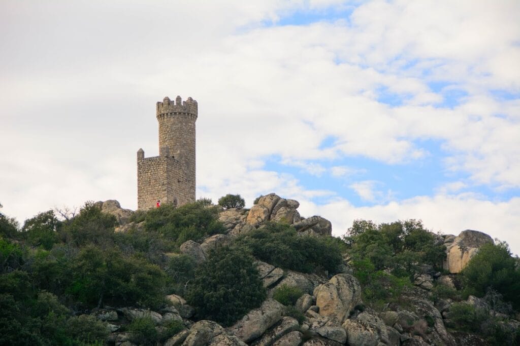 Watchtower of Torrelodones: An Umayyad Frontier Signal Tower in Spain 2 Watchtower of Torrelodones