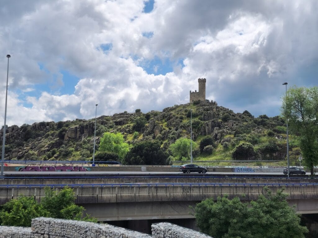 Watchtower of Torrelodones: An Umayyad Frontier Signal Tower in Spain 3 Watchtower of Torrelodones