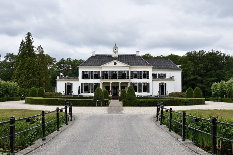 Kasteel Groot Engelenburg: A Historic Country Estate in the Netherlands