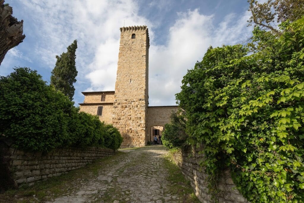 Castle of Contignaco: A Medieval Fortress Overlooking the Salsomaggiore Saltworks 1 Castle of Contignaco