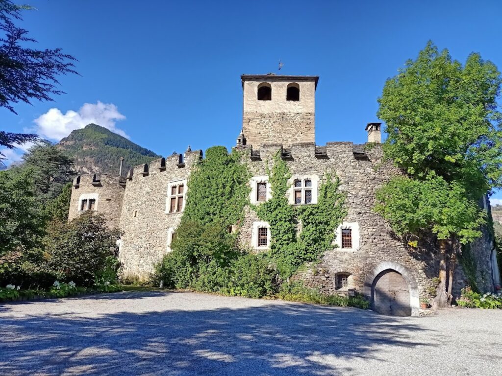 Castello di Introd