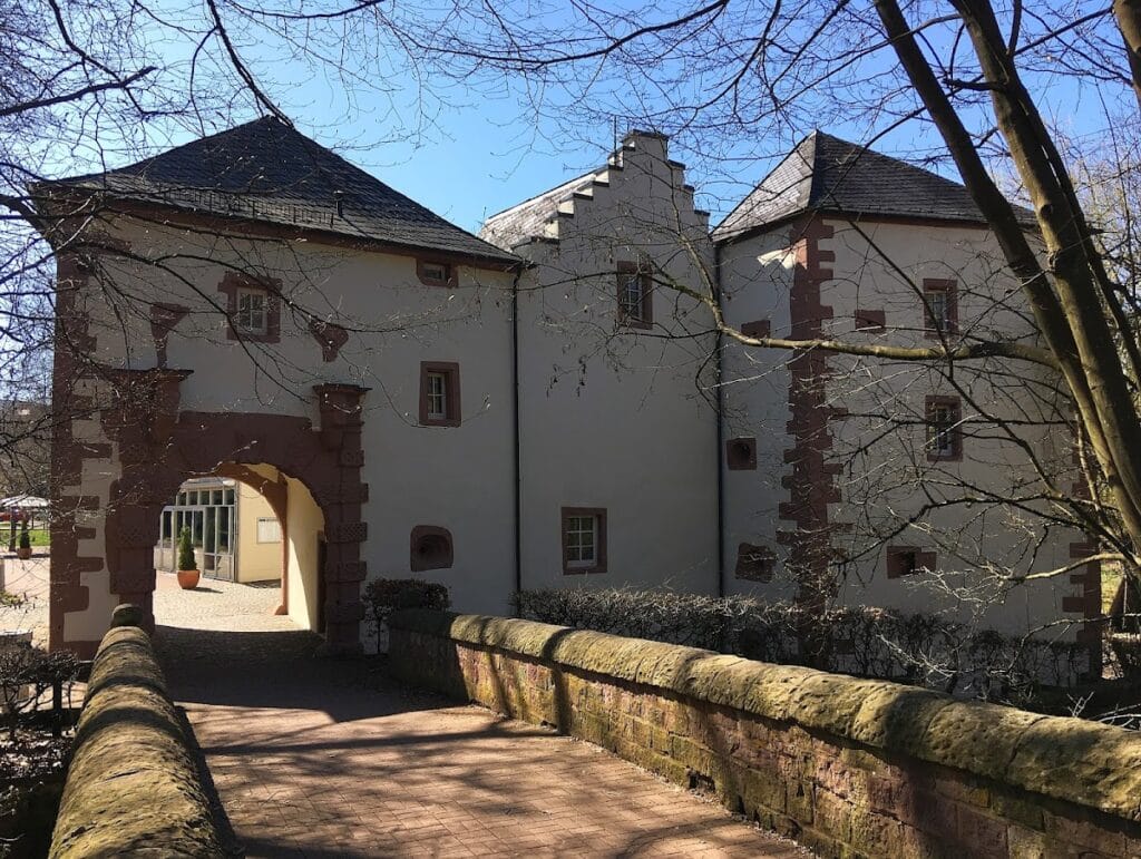 Burg Illingen: A Partially Surviving Lowland Castle in Germany 4 Burg Illingen