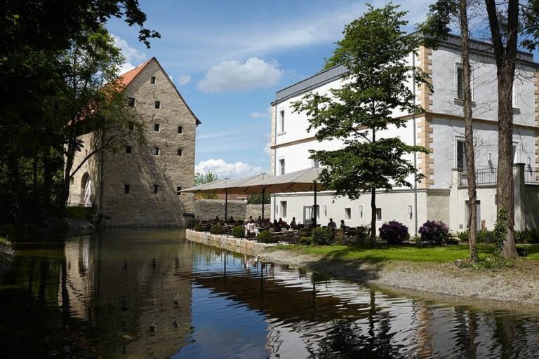 Schloss Störmede: A Historic Medieval Castle in Geseke, Germany