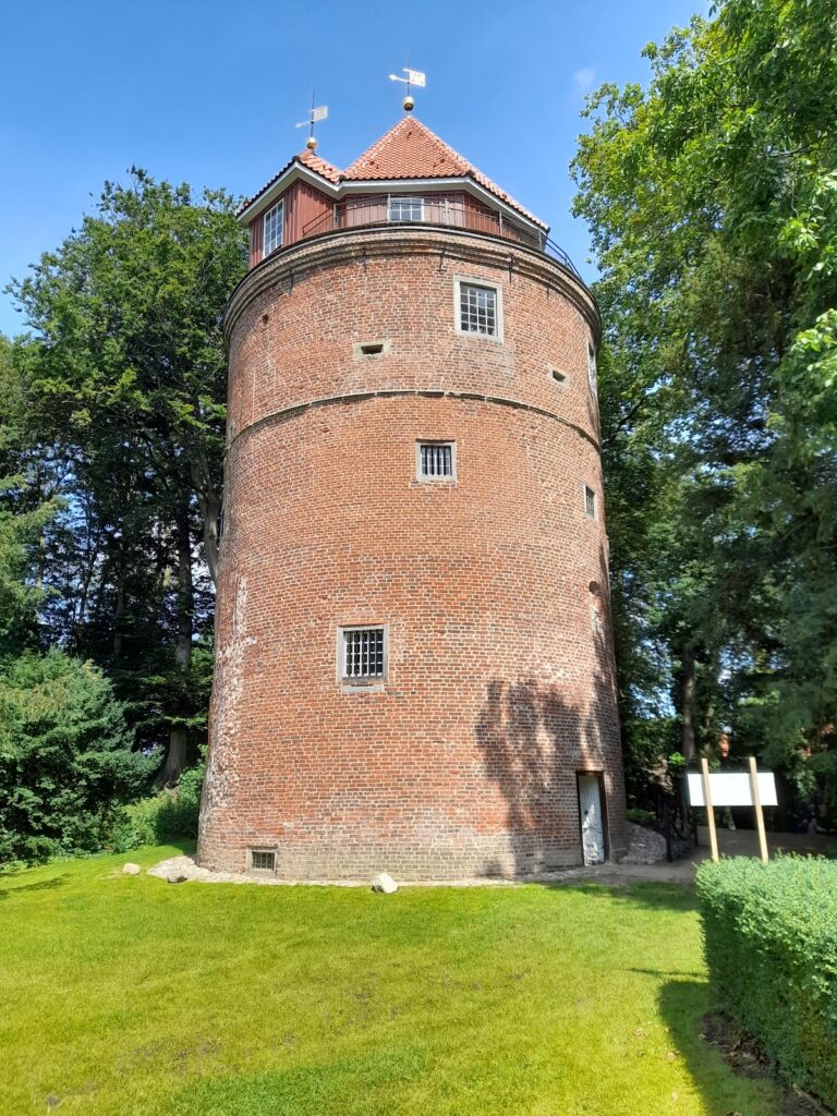 Stickhausen Castle: A Medieval Fortress in Germany