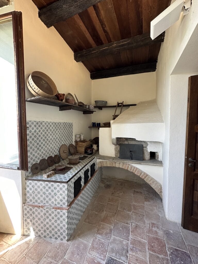 Civitacampomarano Castle: A Medieval Defensive Fortress in Italy 5 Civitacampomarano Castle
