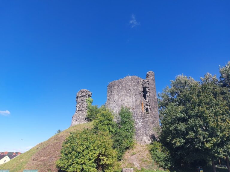 Llandovery Castle: A Medieval Stronghold in Wales
