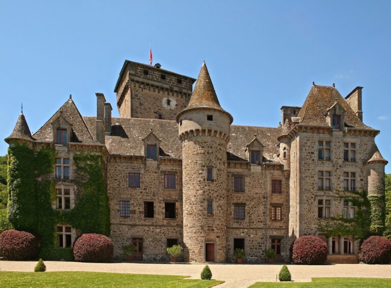 Castle of Pesteils: A Medieval Fortress in Polminhac, France
