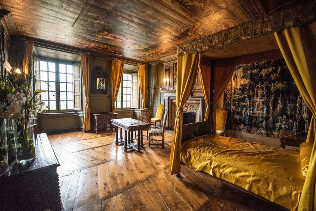 Castle of Pesteils: A Medieval Fortress and Residence in France 5 Castle of Pesteils