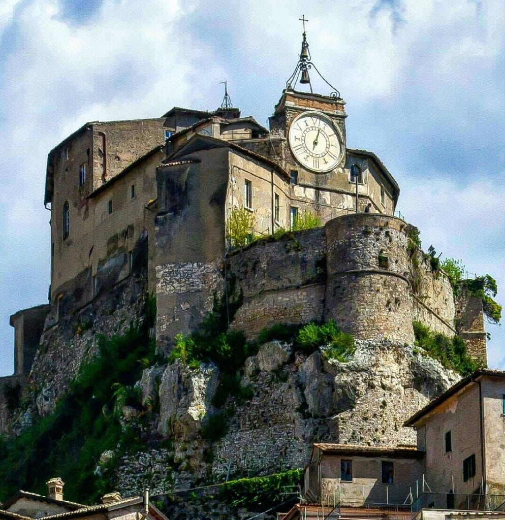 Rocca Abbaziale: A Fortified Abbey Residence in Subiaco 4 Rocca Abbaziale