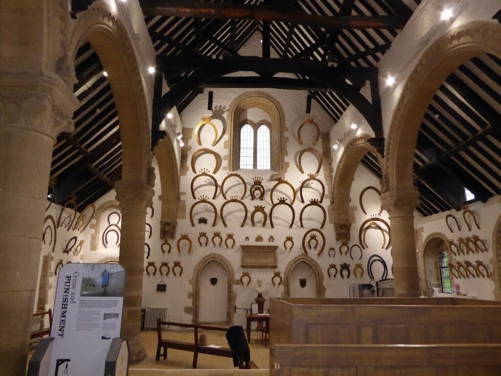 Oakham Castle: Medieval Great Hall and Courthouse in England 2 Oakham Castle