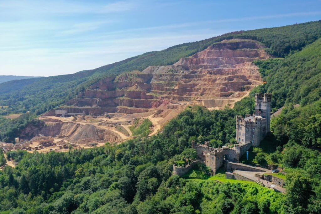 Sooneck Castle
