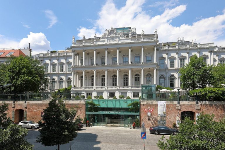 Palais Coburg: A Late-Neoclassical Urban Palace in Vienna