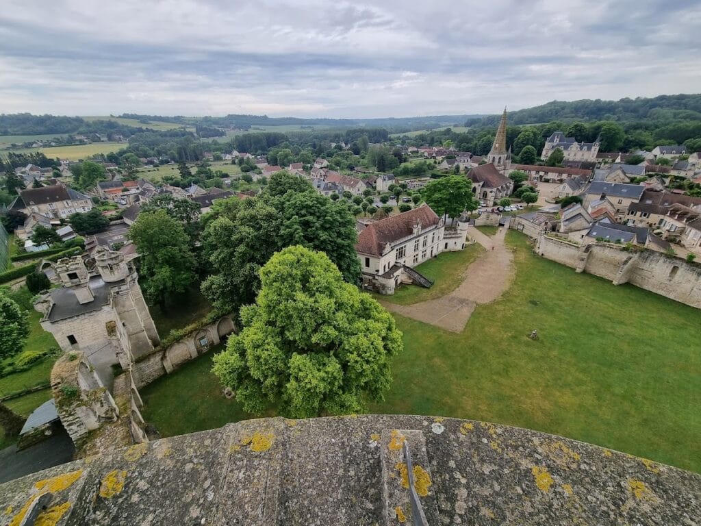 Château de Septmonts: The Former Episcopal Residence in France 4 Château de Septmonts
