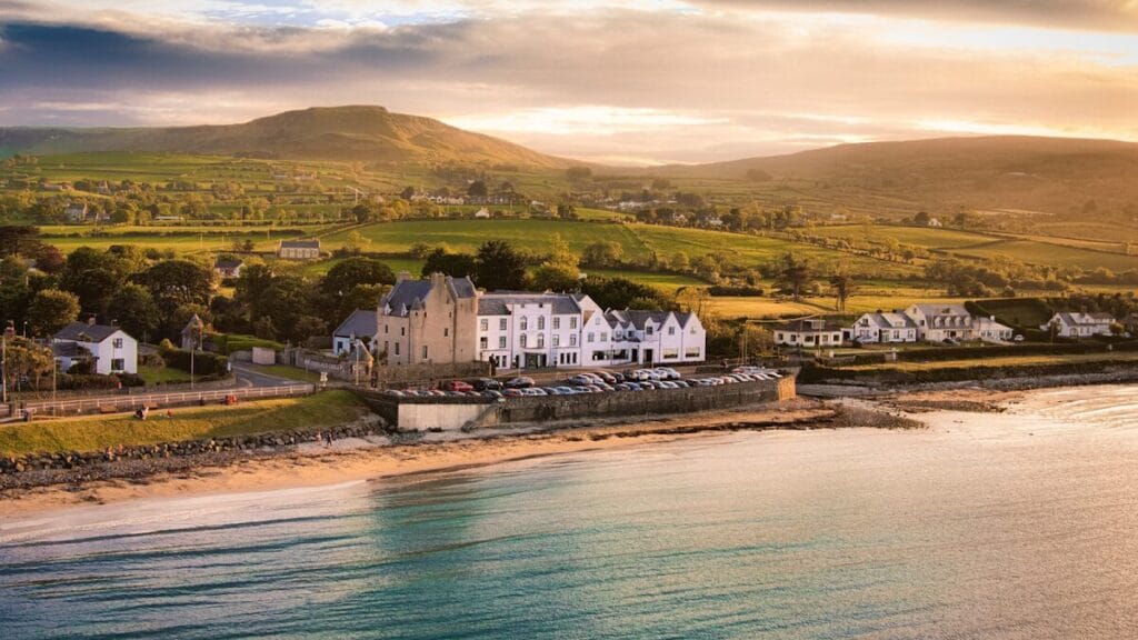 Ballygally Castle: A Seventeenth-Century Residence and Hotel 1 Ballygally Castle