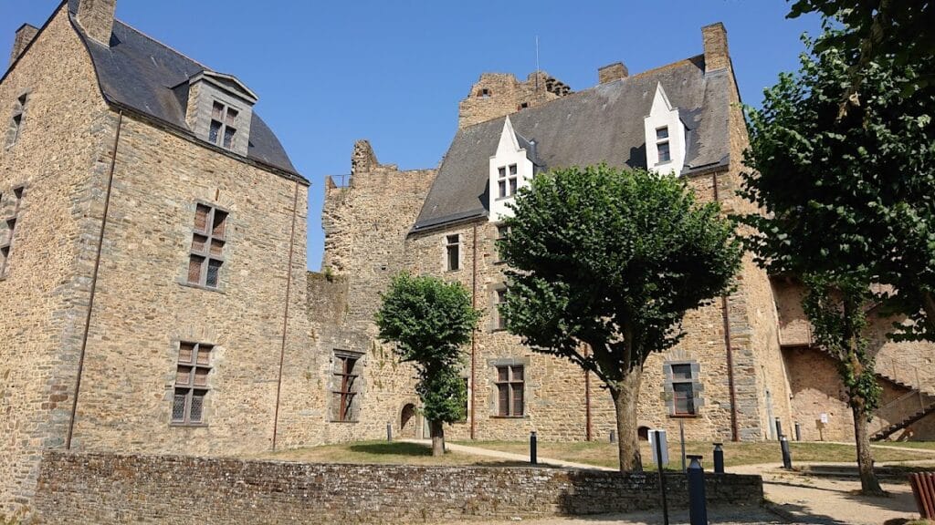 Château de Châteaubriant: A Medieval Fortress and Renaissance Residence 3 Château de Châteaubriant
