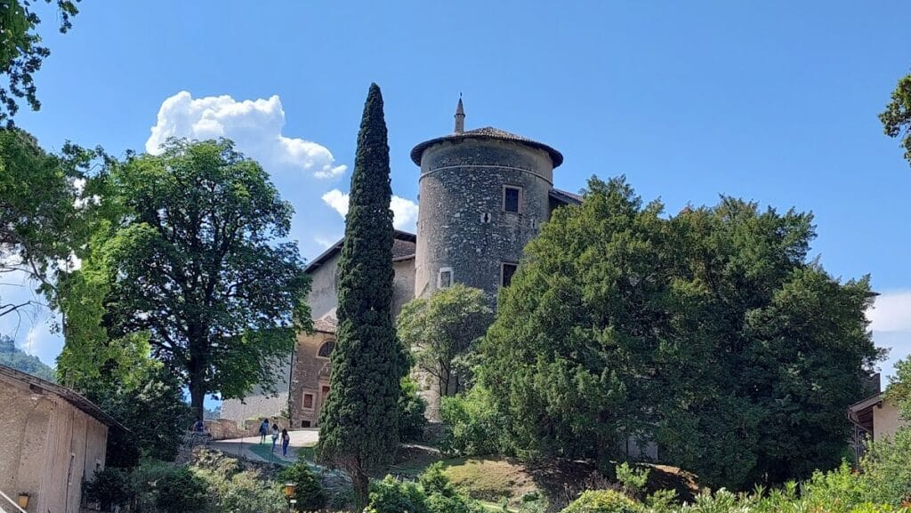 Castel Toblino: A Lakeside Fortified Residence in Italy 4 Castel Toblino