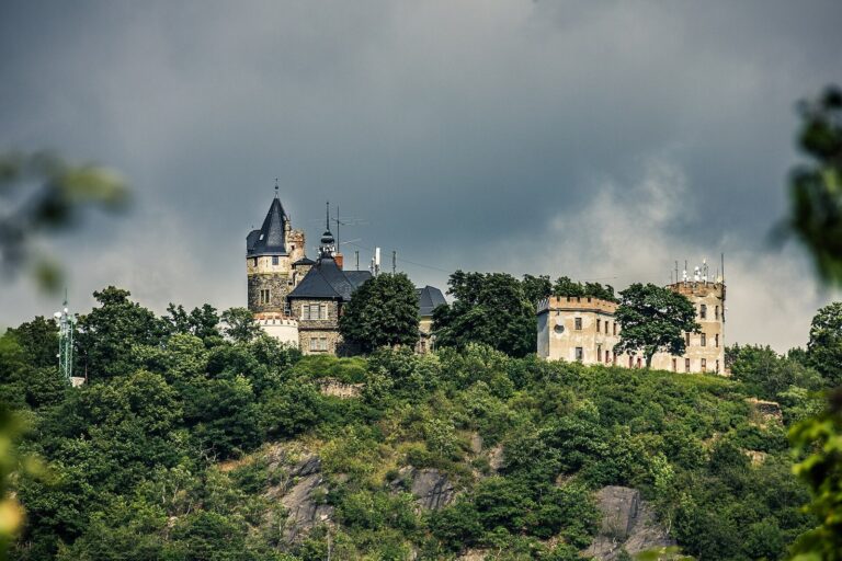 Doubravská hora Castle: A Gothic Fortress in Teplice, Czechia