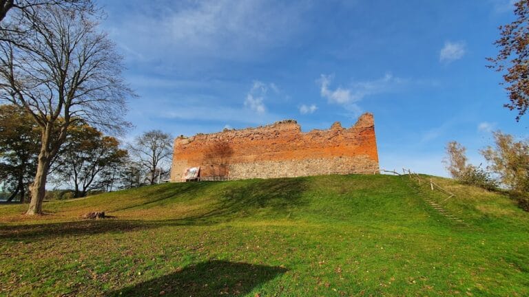 Burg Draheim: A Hospitaller Fortress in Poland