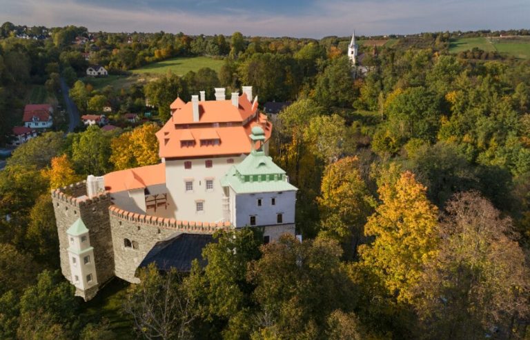 Korzkiew Castle: A Medieval Fortress and Residence in Poland