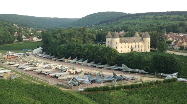 Château de Savigny-lès-Beaune: A Fortified Castle and Museum Estate in France