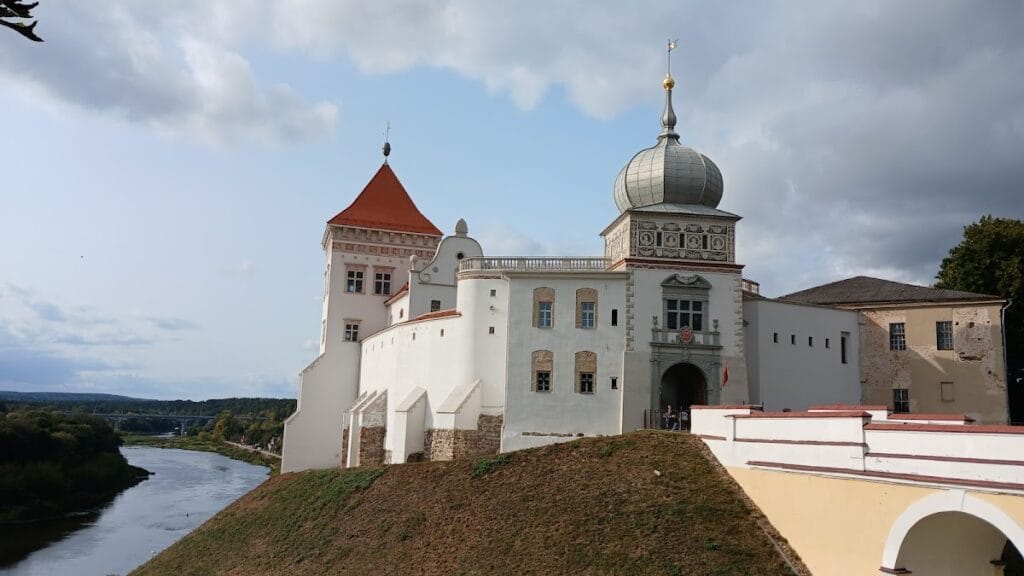 Old Grodno Castle: A Medieval Fortress and Royal Residence in Belarus 1 Old Grodno Castle