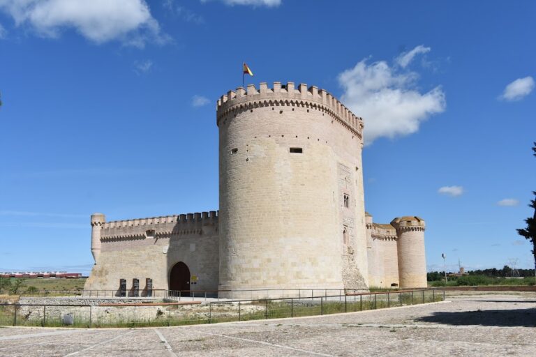 Arévalo Castle: A Historic Fortress in Spain