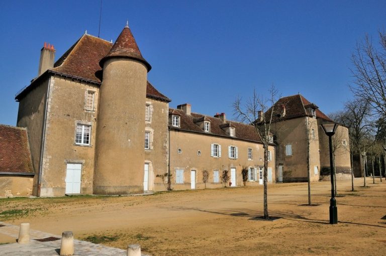 Château-Naillac: A Medieval Castle at Le Blanc, France