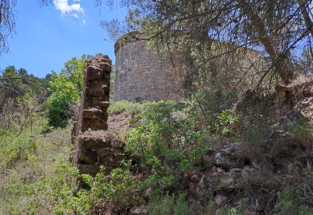 Castell de la Roqueta (Roqueta Castle): A Medieval Frontier Fortress in Spain 1 Castell de la Roqueta