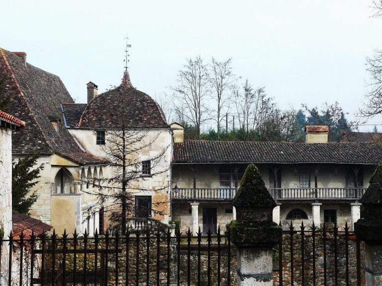 Château de Saint-Germain-du-Salembre: A Historic Castle in France