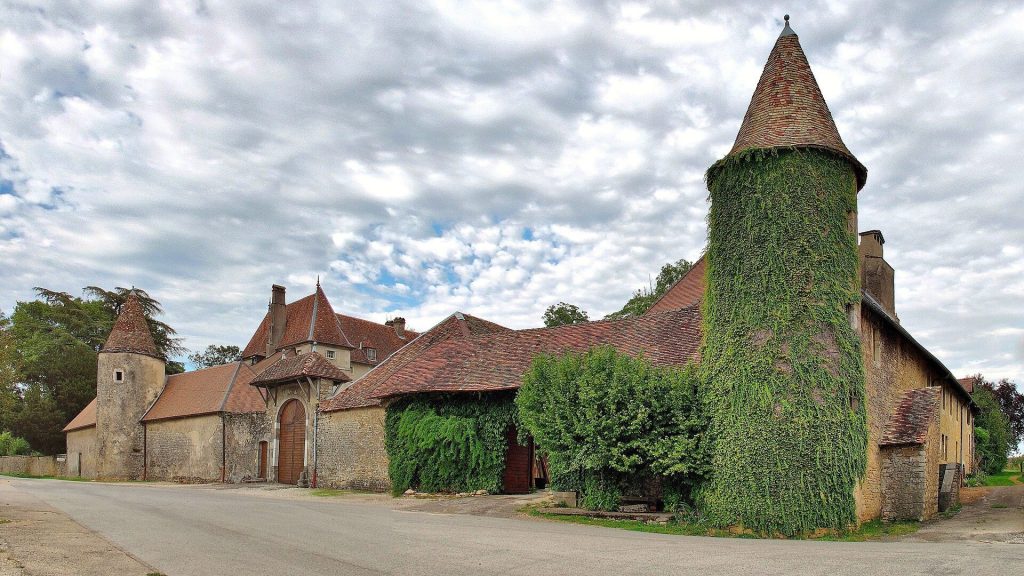 Château de Bonnay: A Protected Historic Estate in France 1 Château de Bonnay