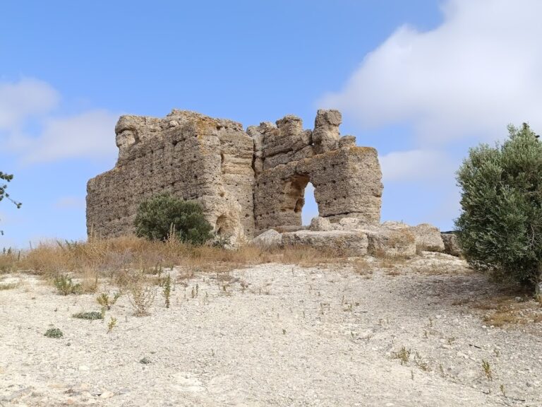 Torre Cera: A Medieval Watchtower in Jerez de la Frontera, Spain