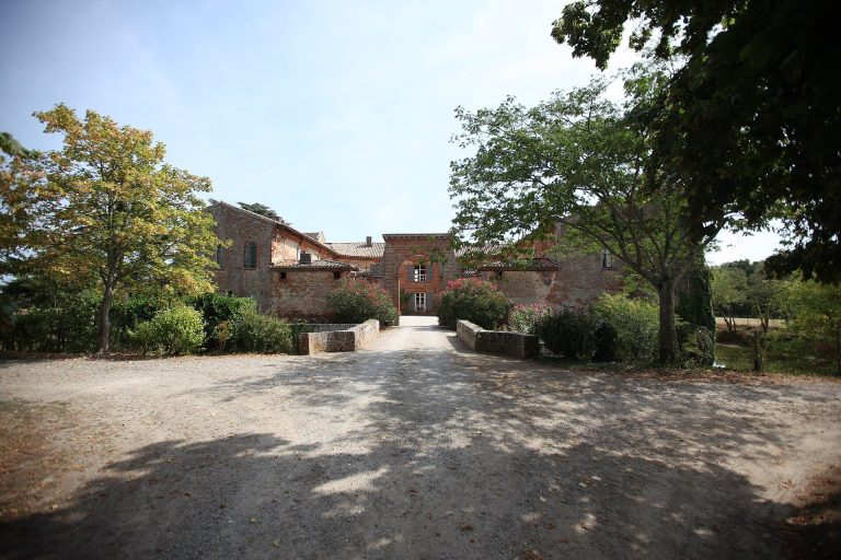 Château de Savenès: A Former Fortified Castle in France