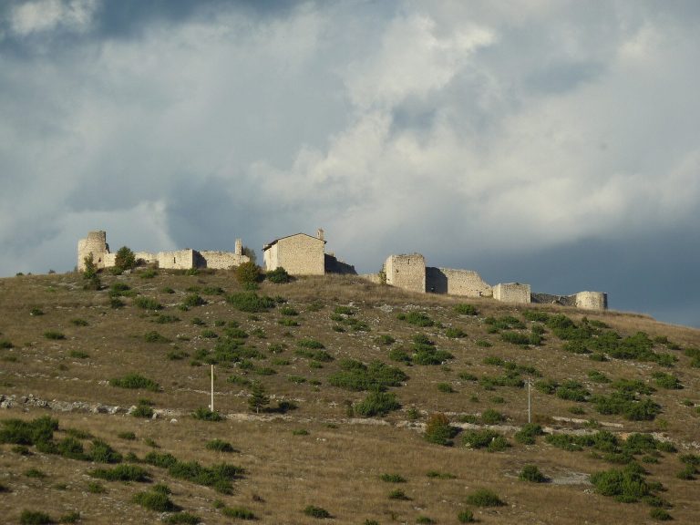 Castle of Sant’Eusanio Forconese: A Medieval Refuge Fortress in Italy