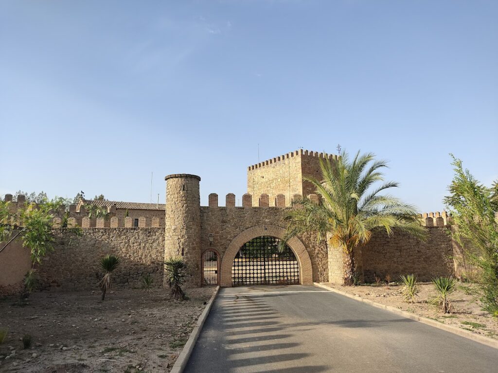 Castle of Espelúy: A Medieval Fortress at a Guadalquivir Crossing 1 Castillo de Espelúy