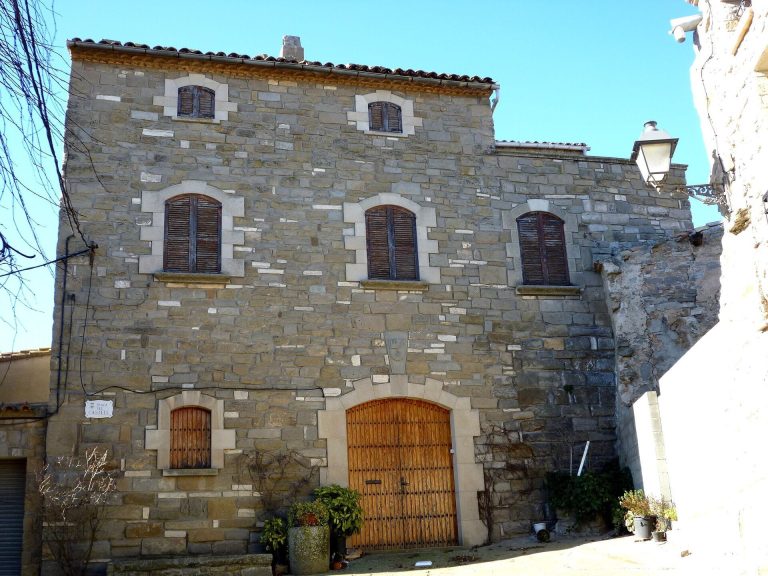 Castell de Gra: A Seventeenth-Century Castle in Spain