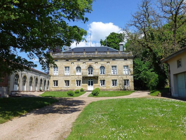 Château des Capucins: an Eighteenth-Century Château in France