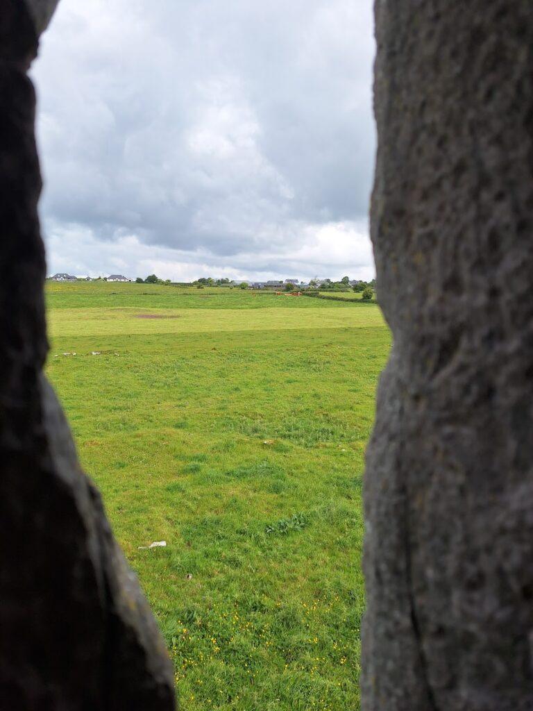 Isert Kelly Castle: A 15th-Century Tower House in County Galway, Ireland 4 Isert Kelly Castle