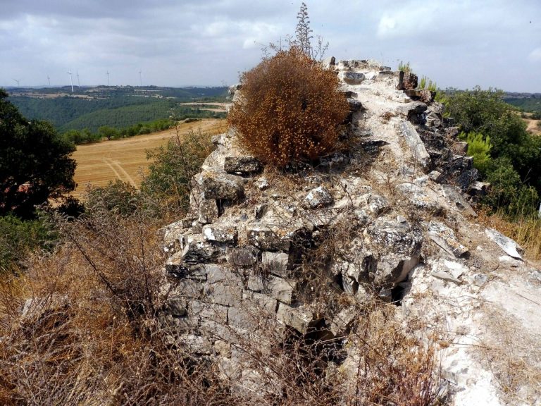 Castell de Montfalcó Gros: A Medieval Castle with Territorial Jurisdiction