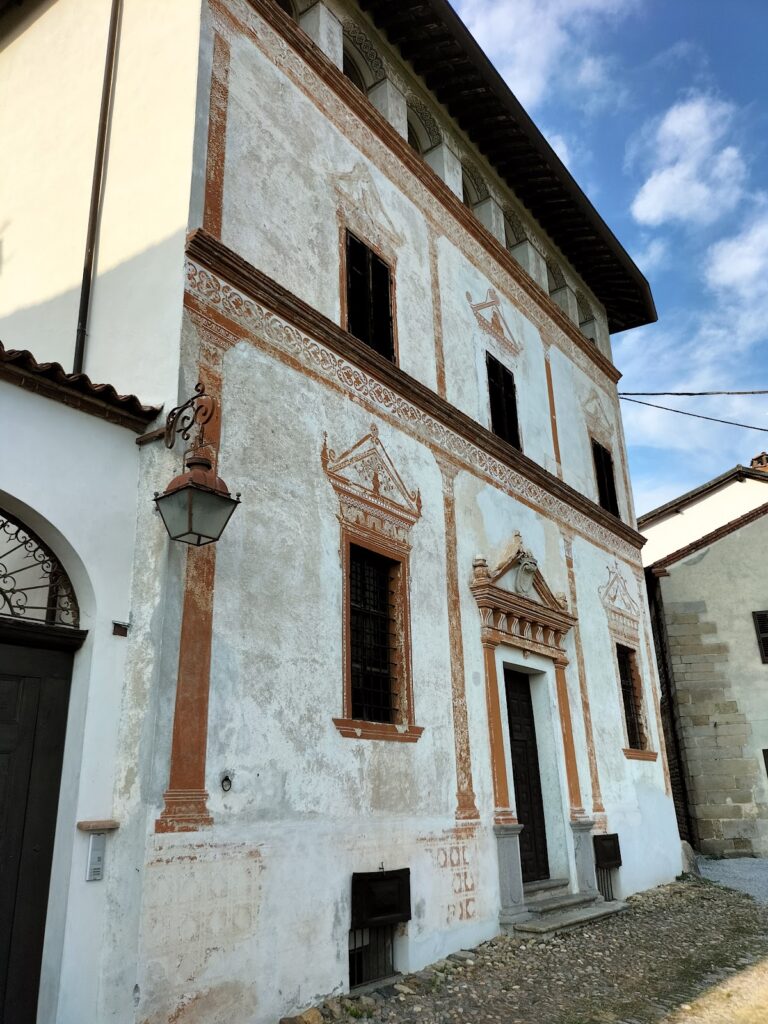 Castello di Valdengo: A Medieval Castle in Italy