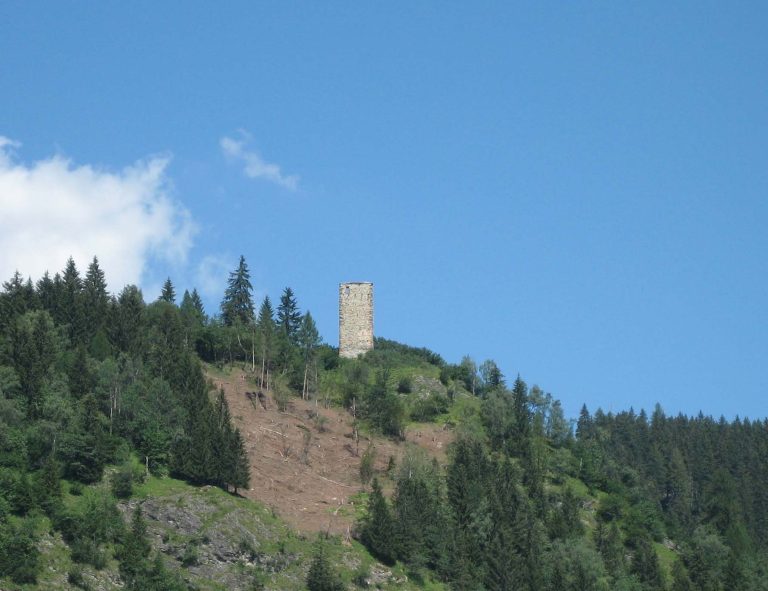 Cagliatscha Castle: A Medieval Hill Castle in Switzerland