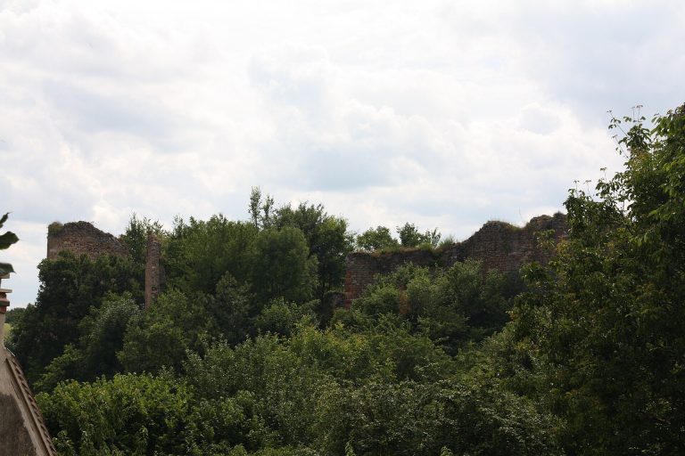 Château de Murat (Allier): A Ducal Fortress in France