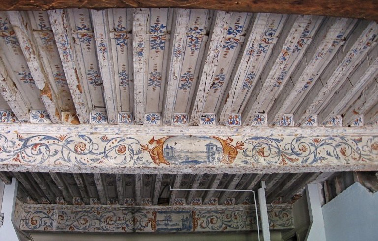 Château de Fiches: A Historic Private Residence in France