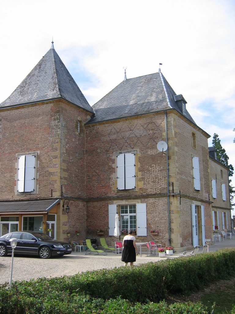 Château de Châtel: A Seventeenth-Century Residence in France