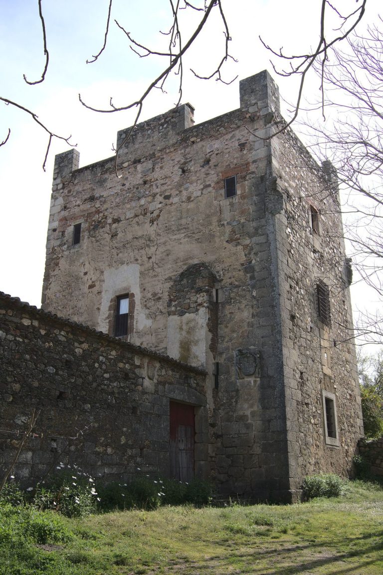Castle of Grimaldo: A Medieval Fortification in Spain