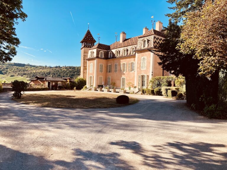 Château de Monthelie: A Historic Vineyard Estate in Burgundy, France
