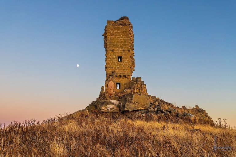 Castle of Santia: A Medieval Fortress in Spain