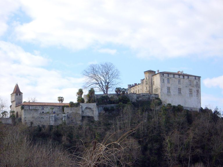 Château de Prat: A Historic Castle Overlooking the Salat Valley in France