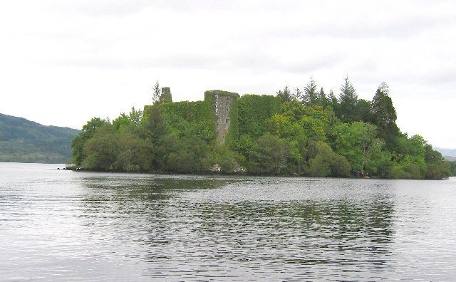 Innes Chonnel Castle: A Clan Campbell Stronghold in Scotland