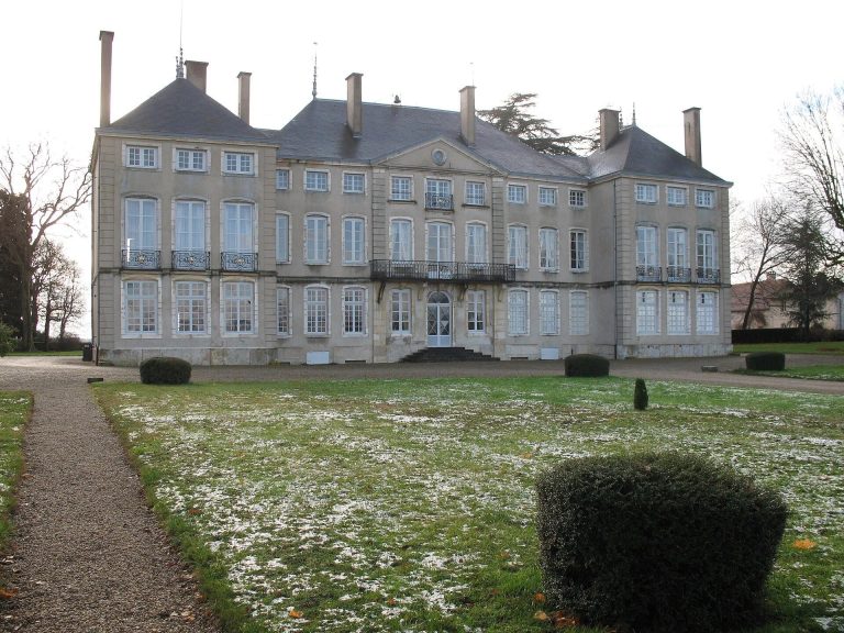 Château de Demigny: A Historic Residence and Estate in France